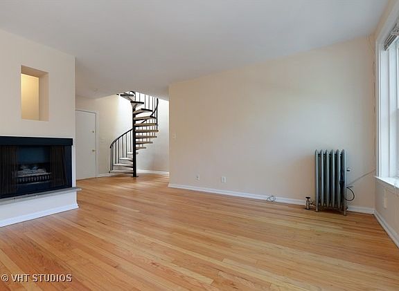 2nd image of 5143 S Kenwood Ave APT 210