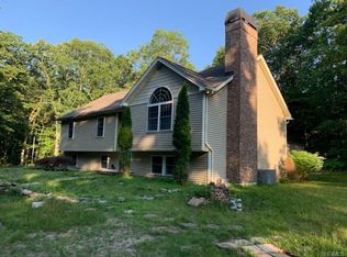 188 Boehmler Rd, Sparrowbush, NY 12780