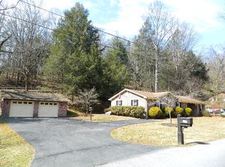 844 Hollow Rd, Marion, VA 24354