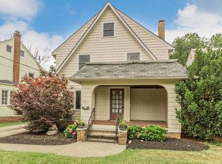 3933 Monticello Blvd, Cleveland Heights, OH