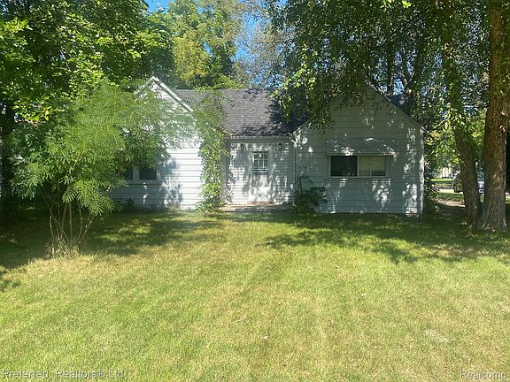 2nd image of 35706 Palmer Rd