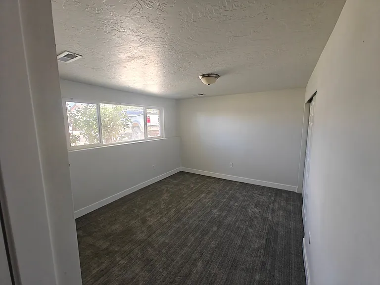 3718 S 8200 W — Photo 12