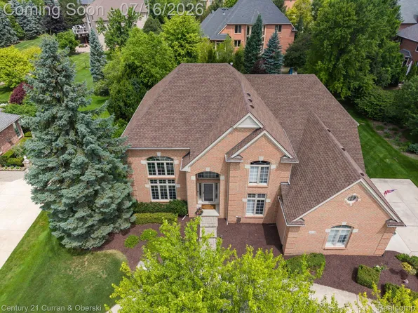 44026 Deep Hollow Cir, Northville, MI 48168