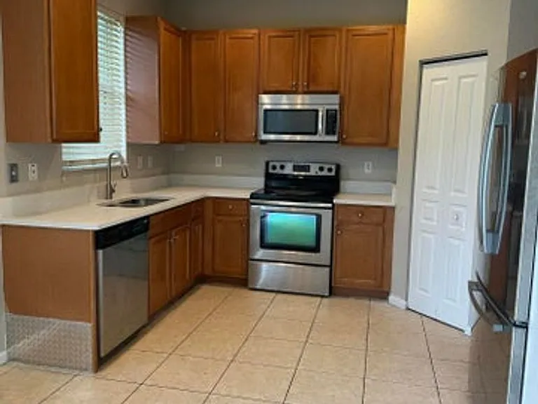 5012 Starblaze Dr — Photo 5