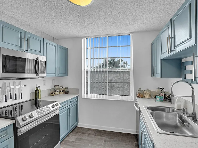 520 SE 5th Ave #2211 — Photo 10
