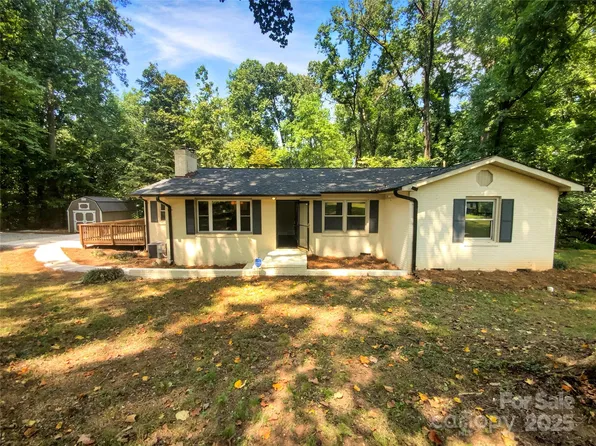 7113 Ridge Lane Rd, Charlotte, NC 28262