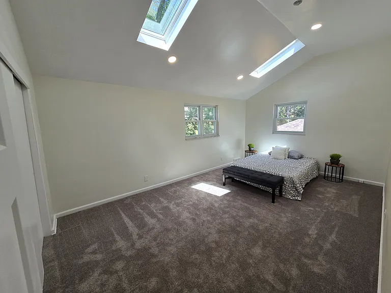 2429 Rose Garden Rd — Photo 11