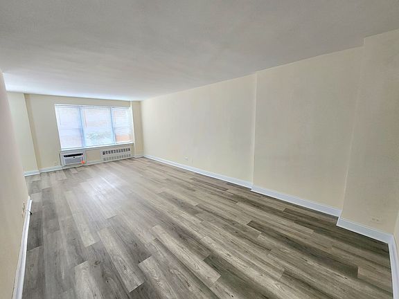 2nd image of 152-11 85th Ave #6G