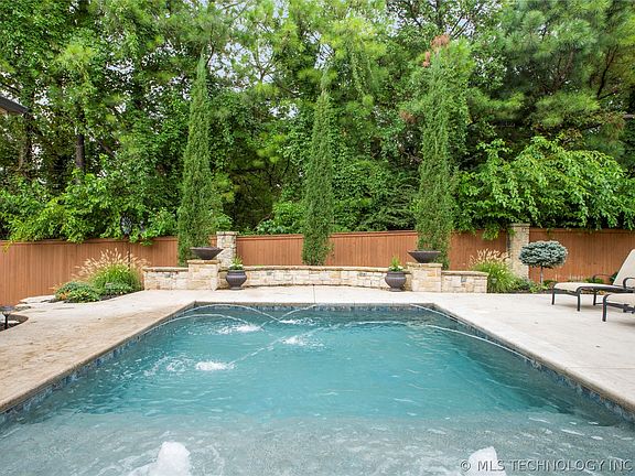2nd image of 12010 S Kingston Ave
