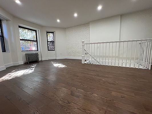 1st image of 217 Hancock St #2