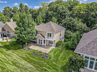 442 Yankee Trace Dr, Centerville, OH 45458