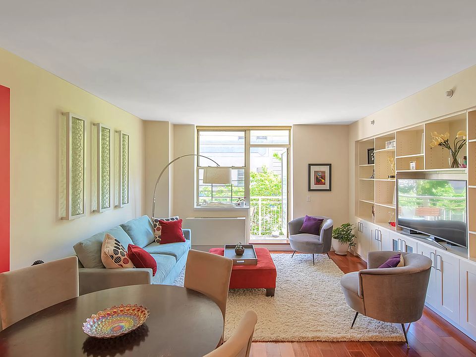 1st image of 313 W 119th St #3D