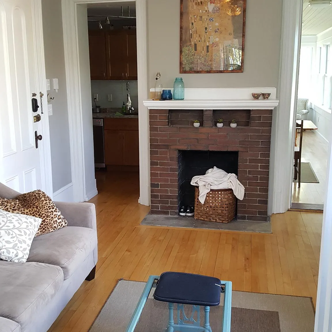 2 bed, 1000 sqft, $2,325 — Photo 1