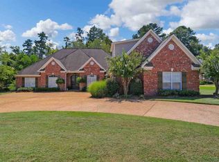 1015 Heritage Dr, Brandon, MS 39042