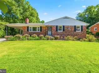 8311 W Boulevard Dr, Alexandria, VA 22308