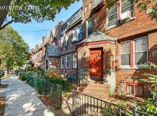 2140 Harman St, Flushing, NY 11385