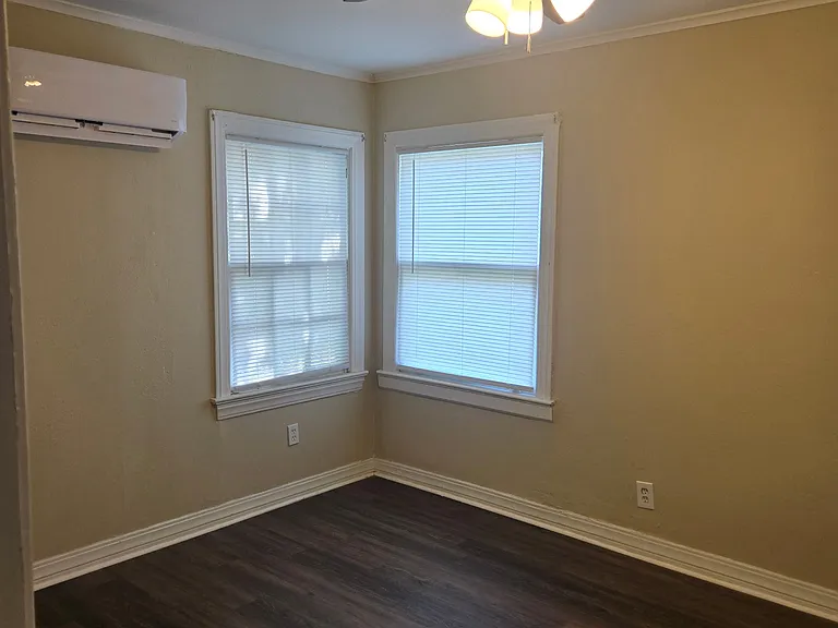 106 NE Bell Dr — Photo 7