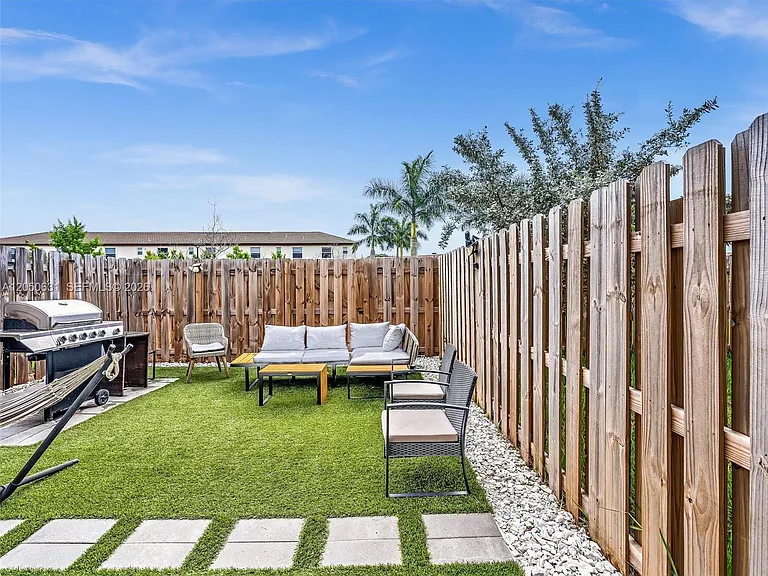 12209 NW 24th Pl — Photo 27