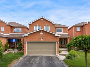 8 Iles St, Ajax, ON L1T3V7