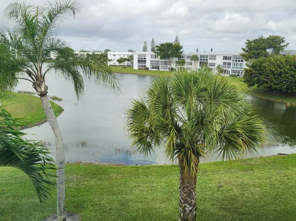 304 Wellington E #304, West Palm Beach, FL 33417