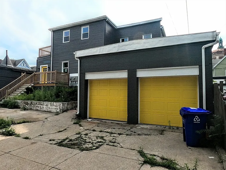 2 Sunnyside St #1 — Photo 6