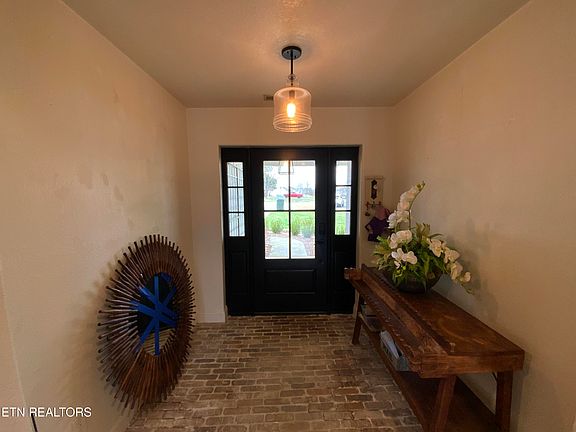 4th image of 1621 Upper Ridge Ct