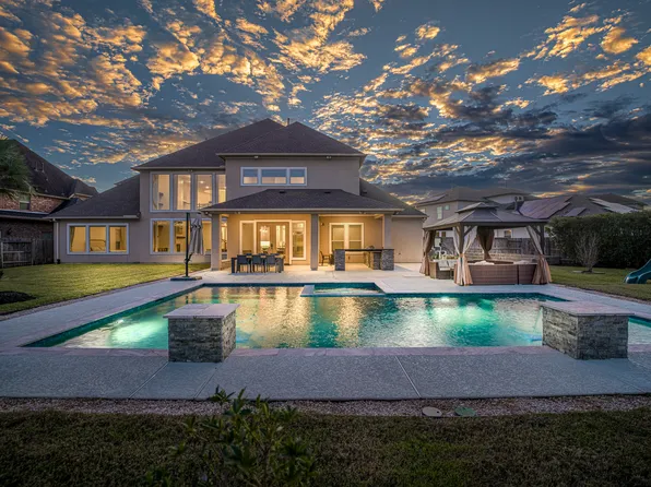 27130 Horizon Bay Ln, Katy, TX 77494