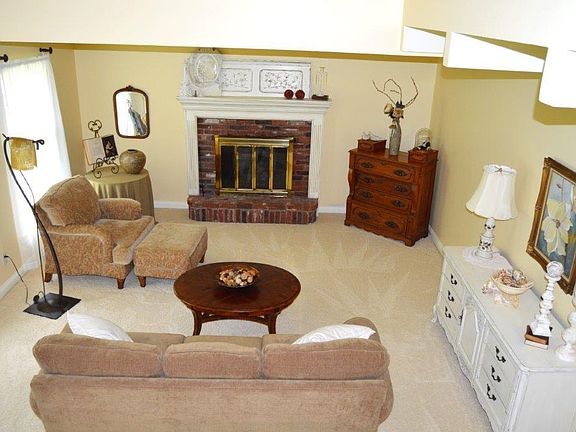 5th image of 8541 Green Braes South Dr