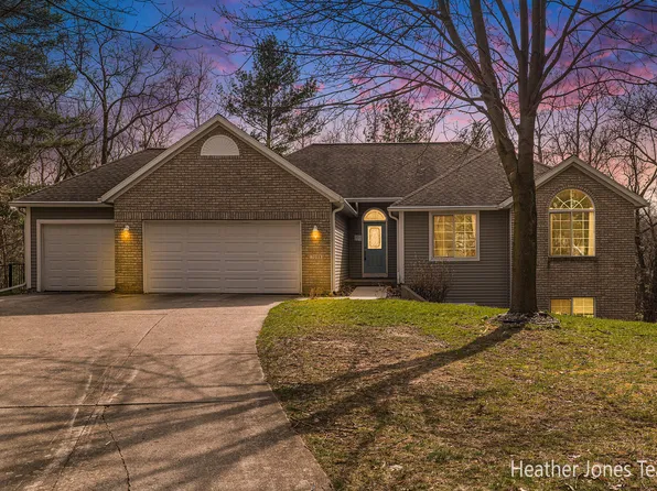 7088 Green Timber Ct, Greenville, MI 48838