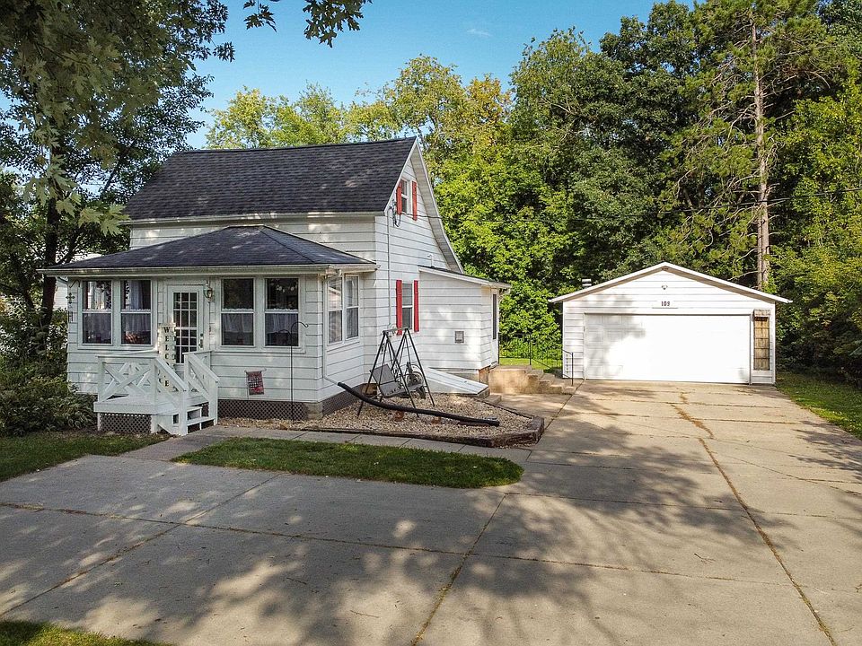 1st image of 109 Menhall Dr