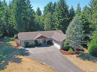 7249 Alpenview Pl NW, Seabeck, WA 98380