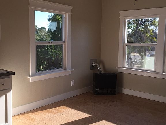 Family Room Angle 1