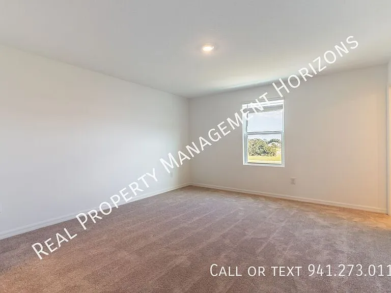 10709 Eclipse St — Photo 19