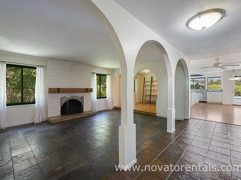65 Santa Maria Dr — Photo 8