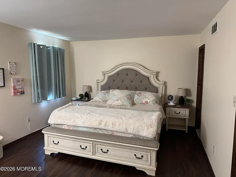 425 Main St — Photo 13