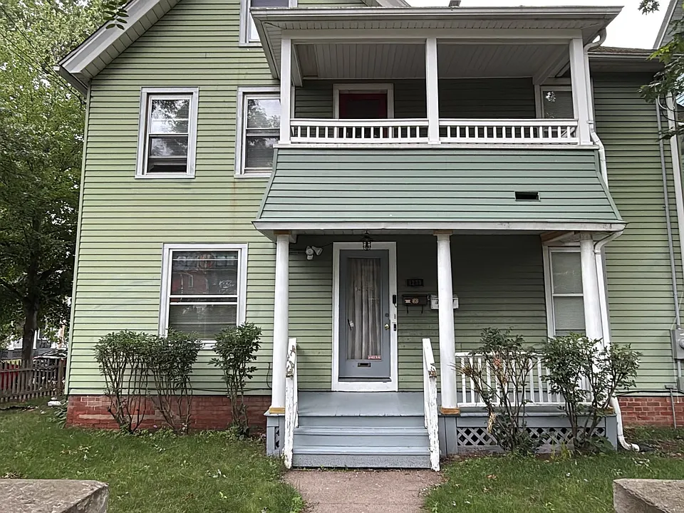 1239 Forest Rd #1