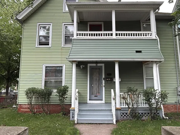 1239 Forest Rd #1, New Haven, CT 06515