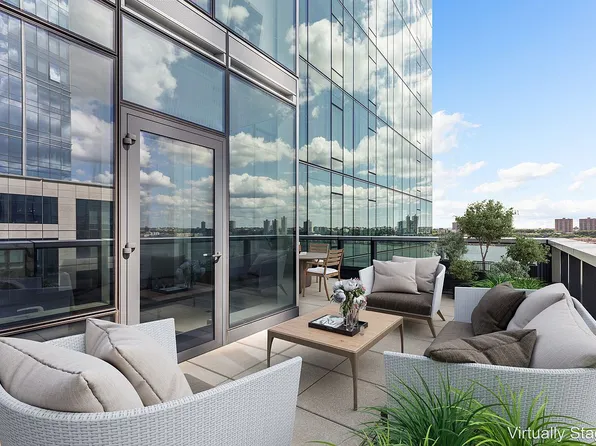 30 Riverside Blvd #20C, New York, NY 10069
