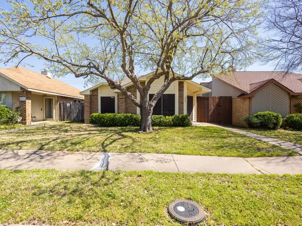 1040 Old Barn Ln, Mesquite, TX 75149