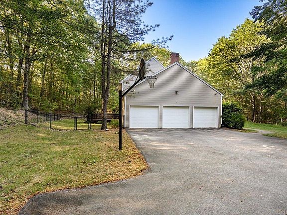 3rd image of 129 Cambridge Road