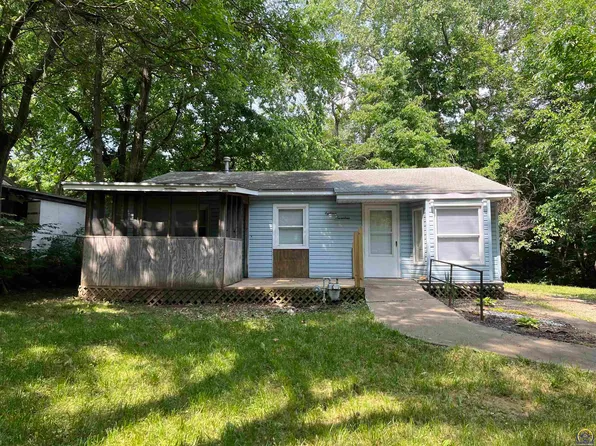 1817 SE Maryland Ave, Topeka, KS 66607