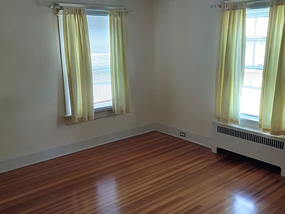 5th image of 10 Ann St