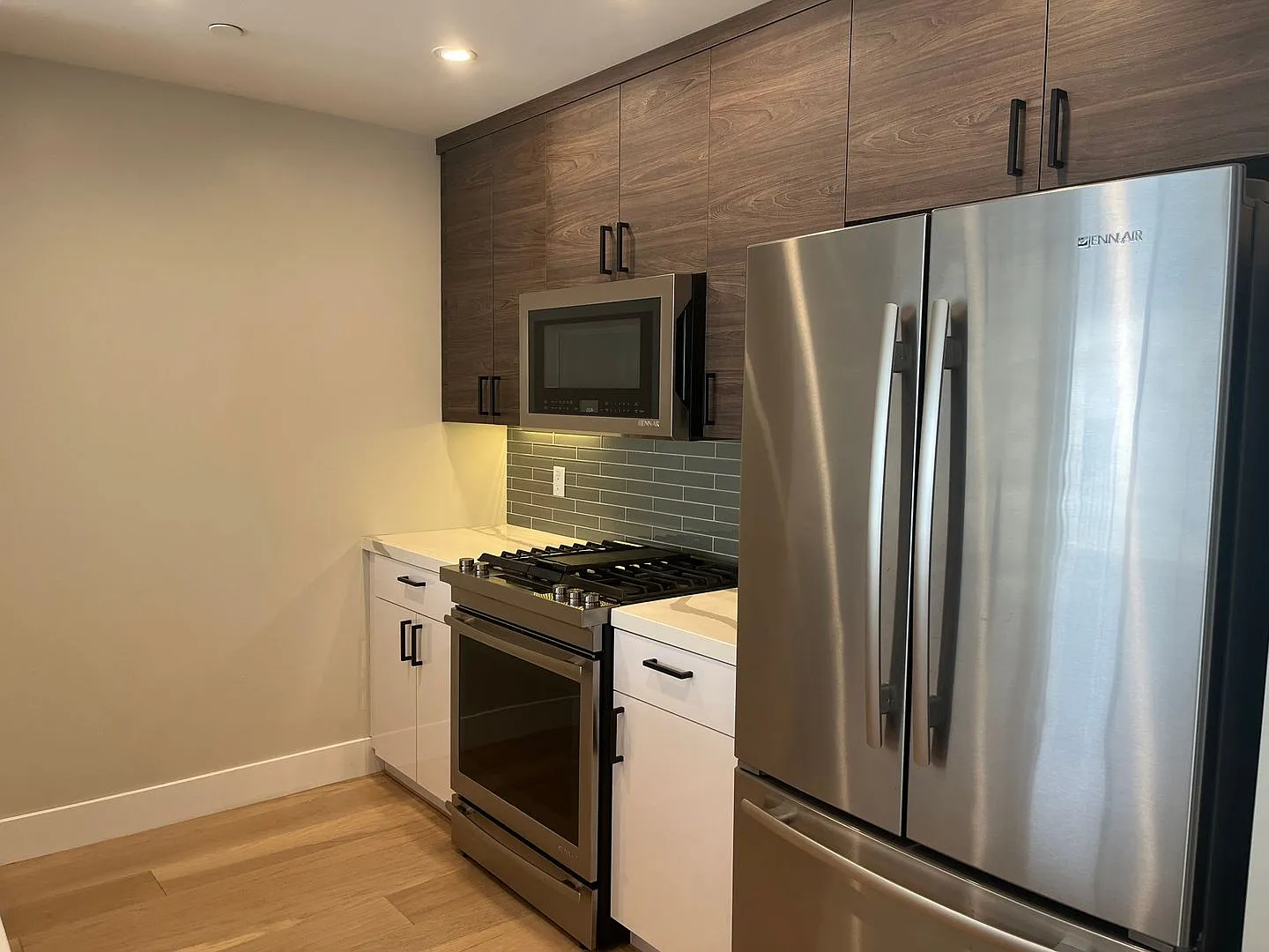 Bayview Townhomes (AKA Garrison Street) — Photo 3