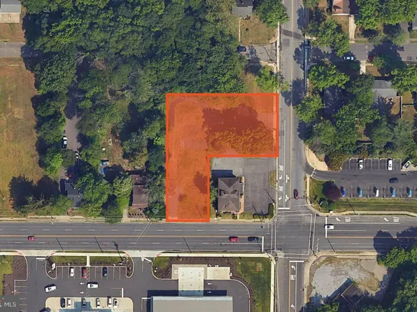 10 White Horse Rd W, Voorhees, NJ 08043