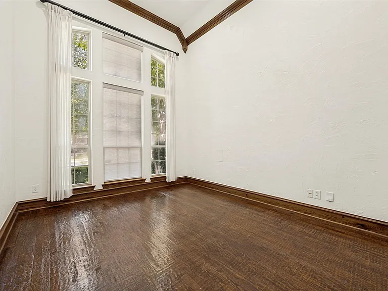 11292 Berkeley Hall Ln — Photo 22