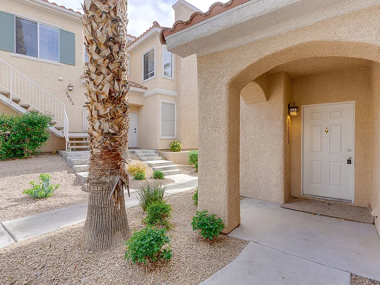 251 S Green Valley Pkwy #5111 — Photo 4