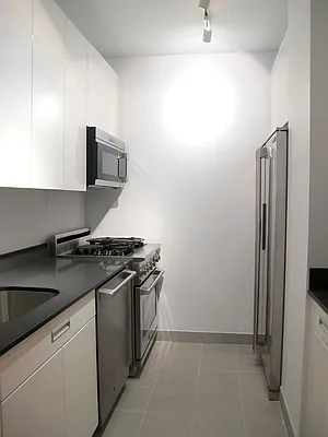 Rented by NY Living Solutions | media 66