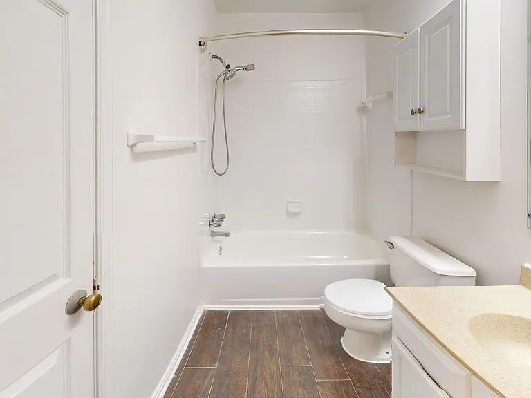 1433 A St NE #B — Photo 9