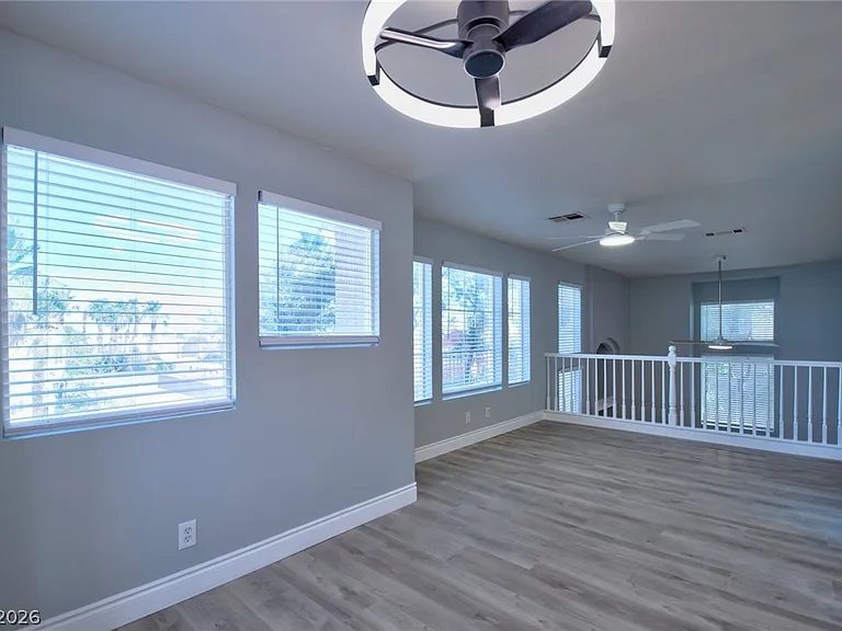 8401 Tiger Woods Ave — Photo 6