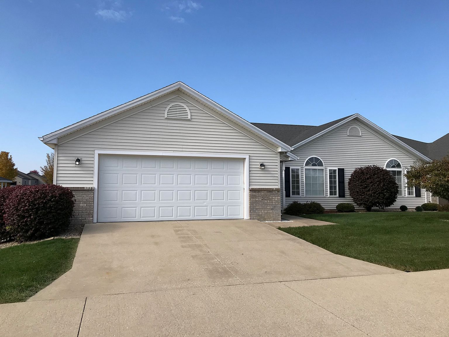 2023 W Jubilee Ln, Dunlap, IL 61525 Zillow